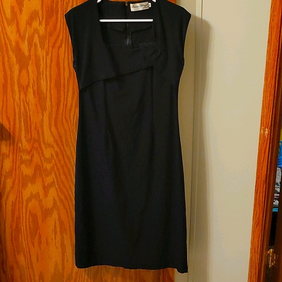 Bettie Page Dress - Picture 2 of 3